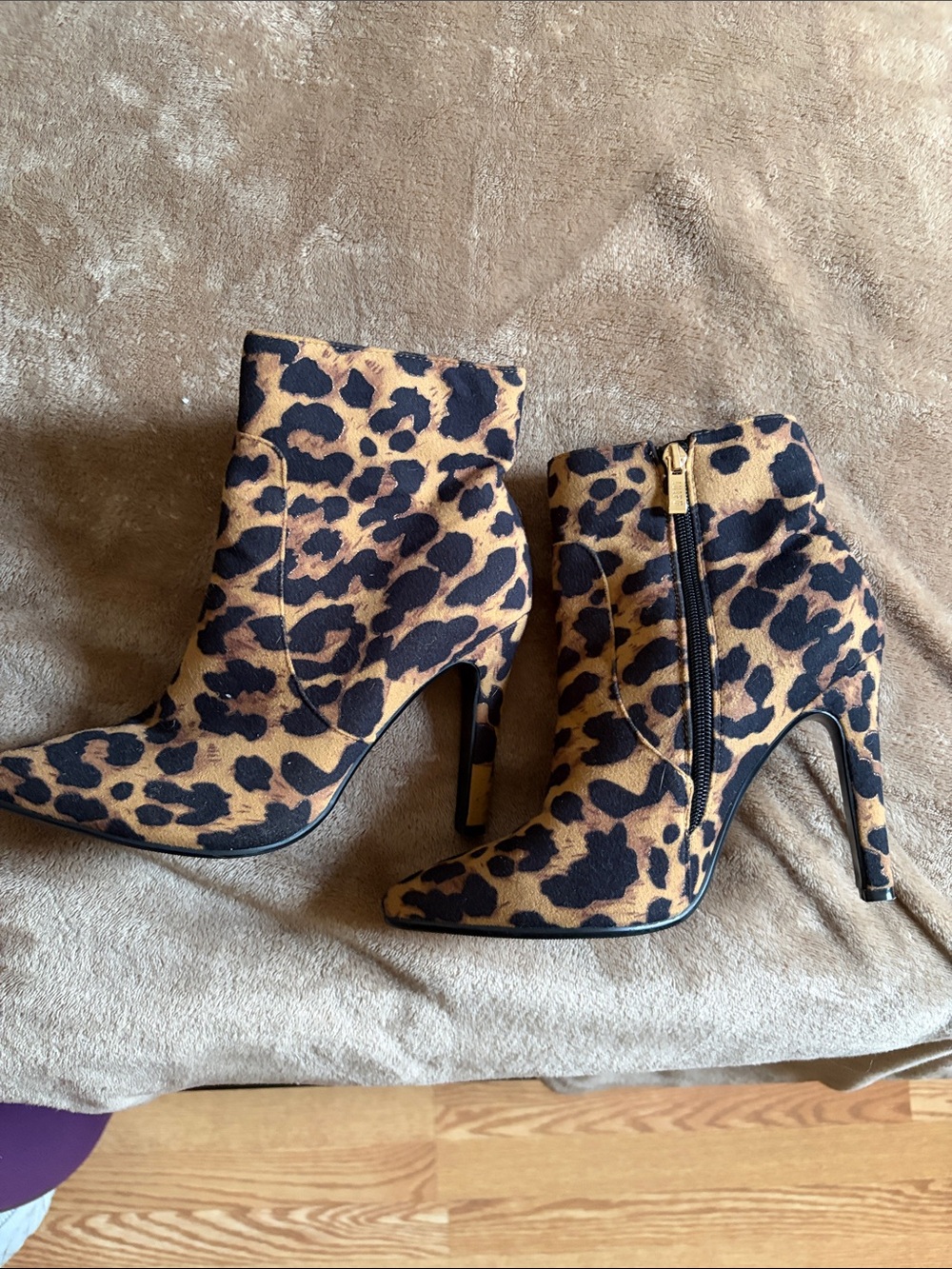 Never worn cheetah booties